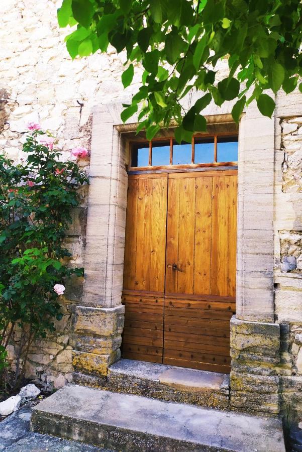 Chambre D'Hotes Face Au Lavoir Méthamis Εξωτερικό φωτογραφία