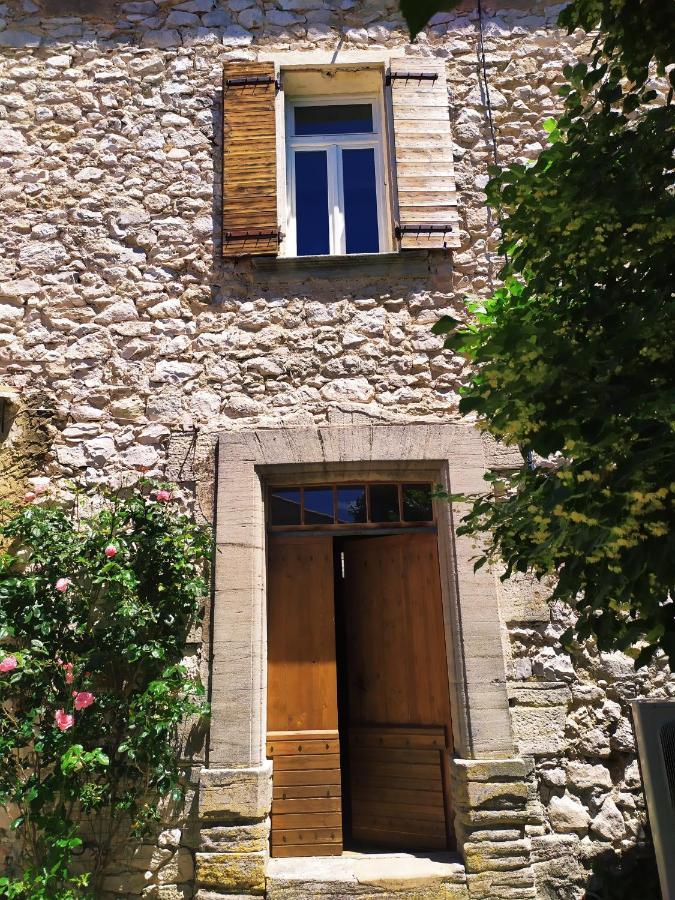 Chambre D'Hotes Face Au Lavoir Méthamis Εξωτερικό φωτογραφία