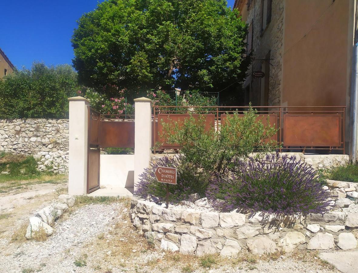 Chambre D'Hotes Face Au Lavoir Méthamis Εξωτερικό φωτογραφία