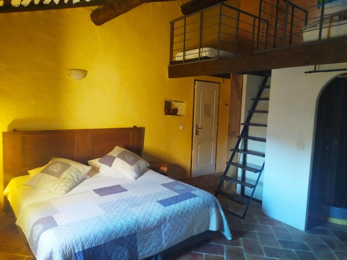 Chambre D'Hotes Face Au Lavoir Méthamis Εξωτερικό φωτογραφία