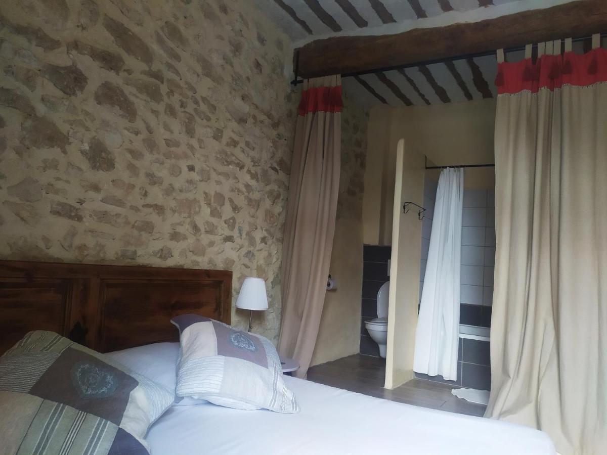 Chambre D'Hotes Face Au Lavoir Méthamis Εξωτερικό φωτογραφία