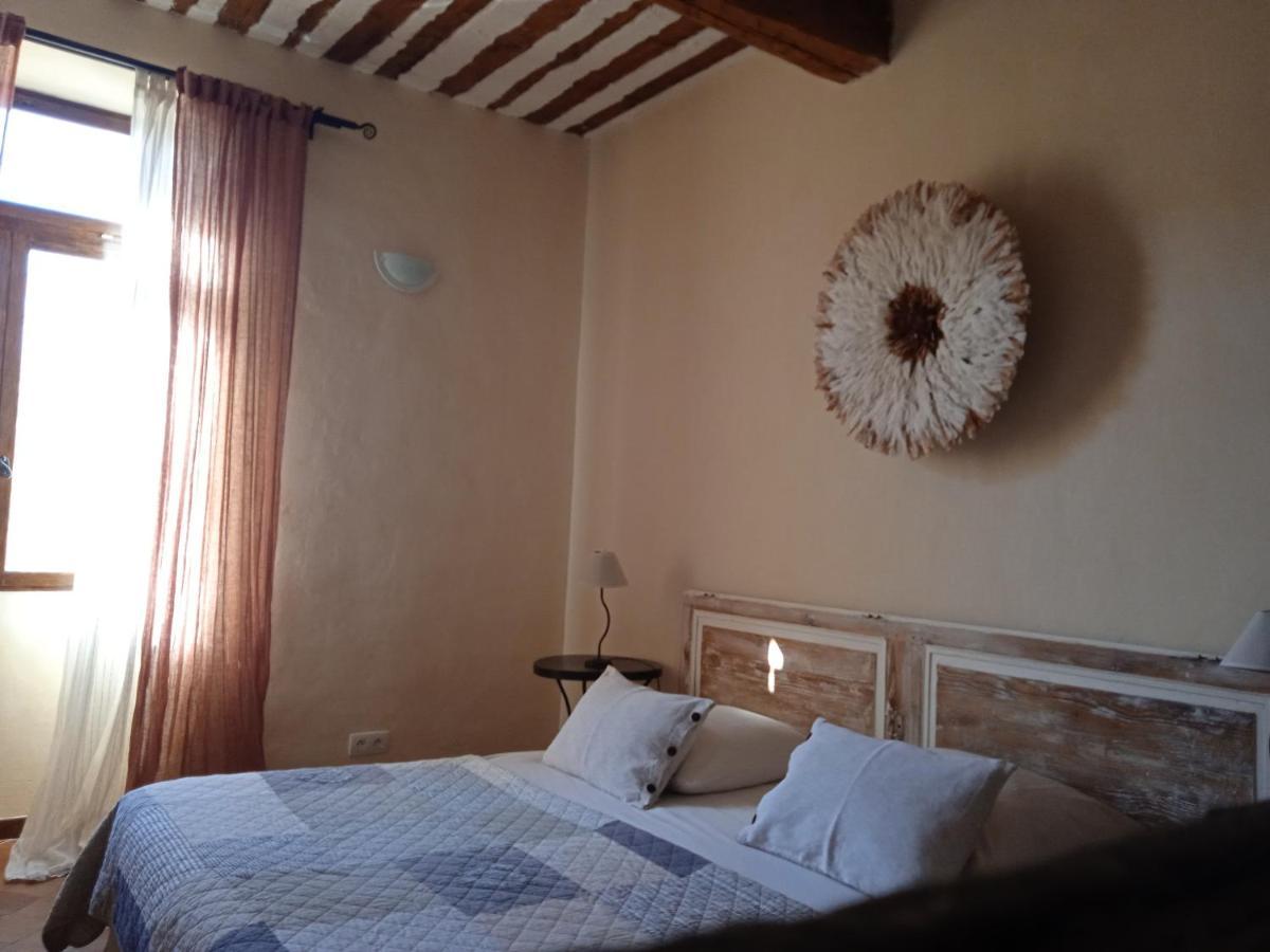 Chambre D'Hotes Face Au Lavoir Méthamis Εξωτερικό φωτογραφία