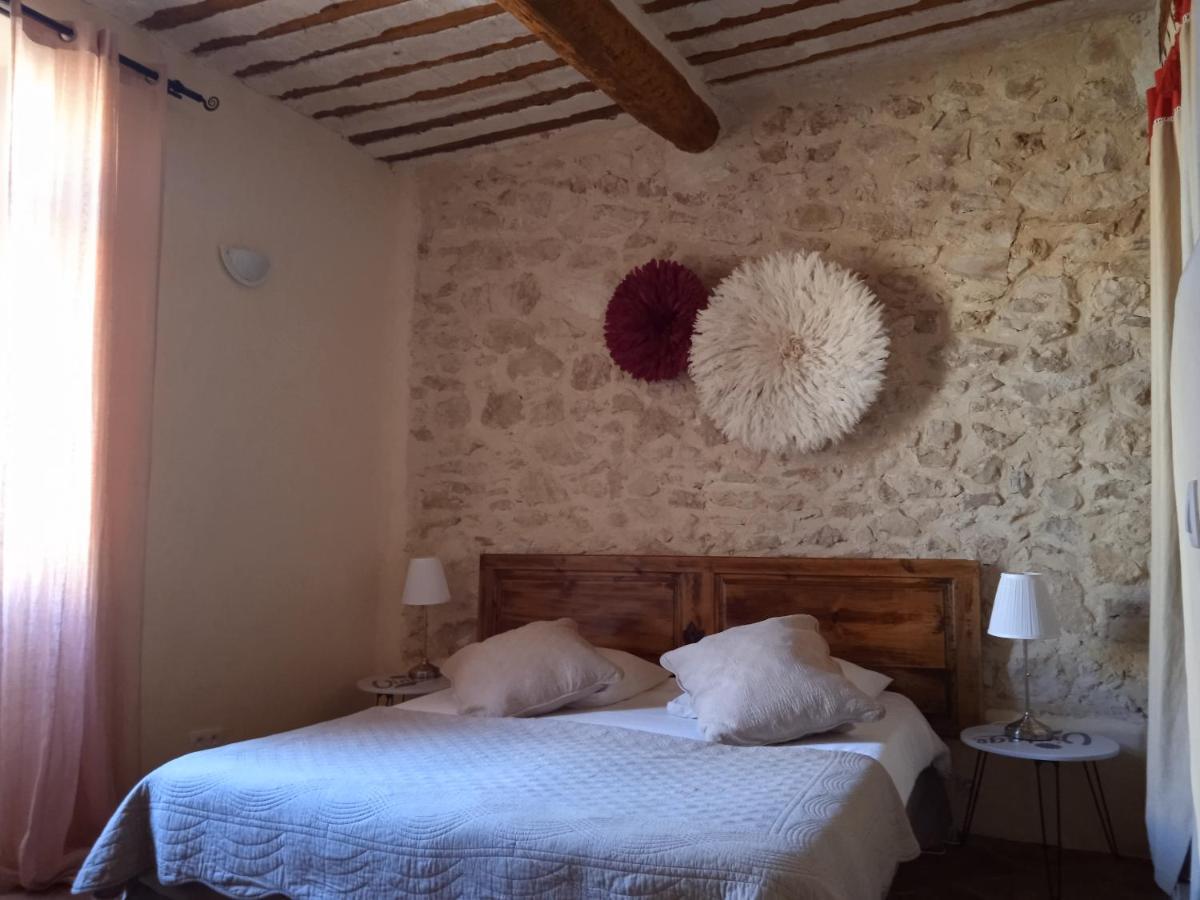 Chambre D'Hotes Face Au Lavoir Méthamis Εξωτερικό φωτογραφία