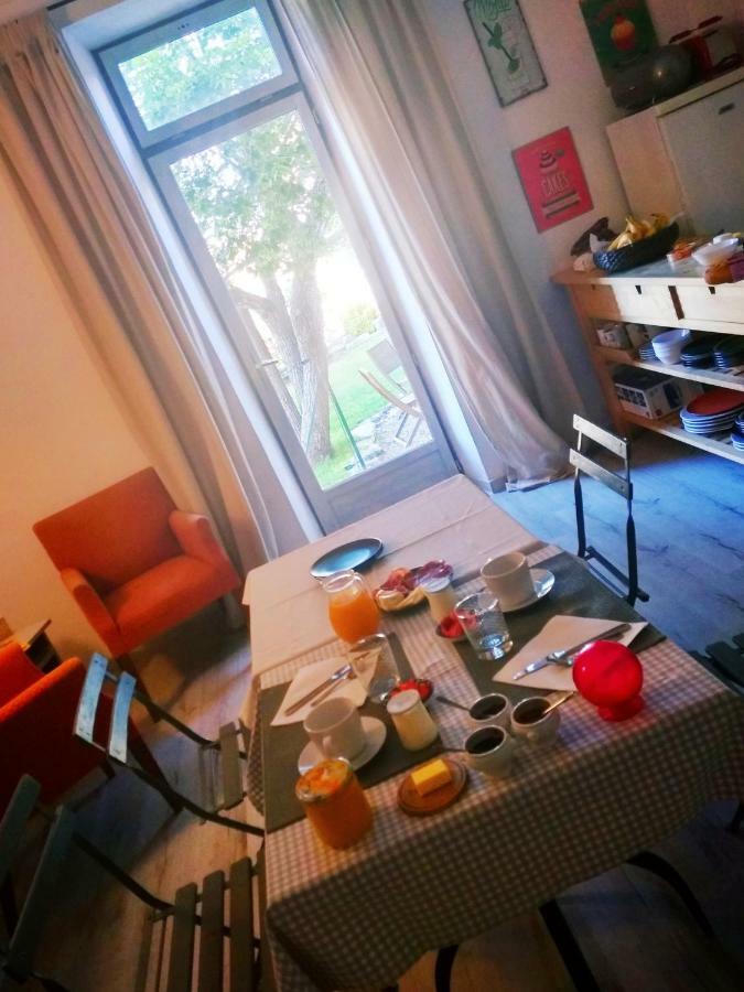 Chambre D'Hotes Face Au Lavoir Méthamis Εξωτερικό φωτογραφία